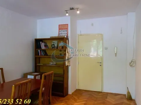 Prodaja, trosoban stan, 82m², Stari Grad, Beograd - image 12