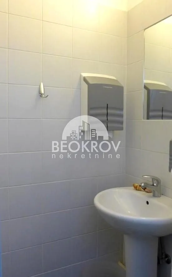 Rent, office space, 60m², Kalenić Pijaca, Vračar Sve Podlokacije