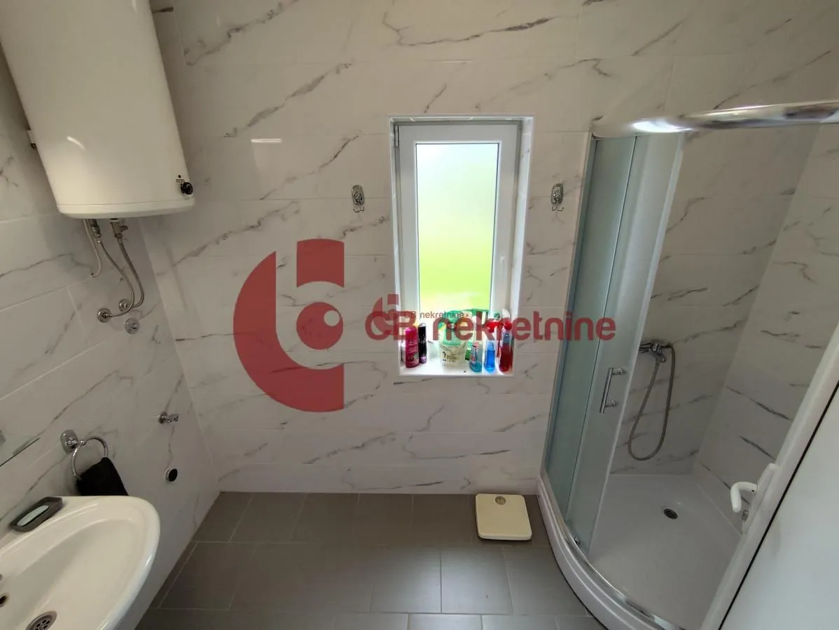 Prodaja, kuća, 450m², Makova Sedmica, Subotica