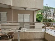Izdavanje, dvosoban stan, 60m², Centar, Budva - image 12
