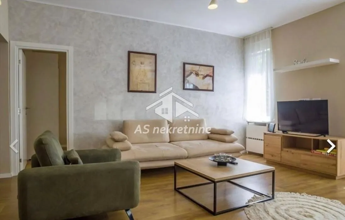 Izdavanje, dvosoban stan, 68m², Kalenić Pijaca, Vračar Sve Podlokacije