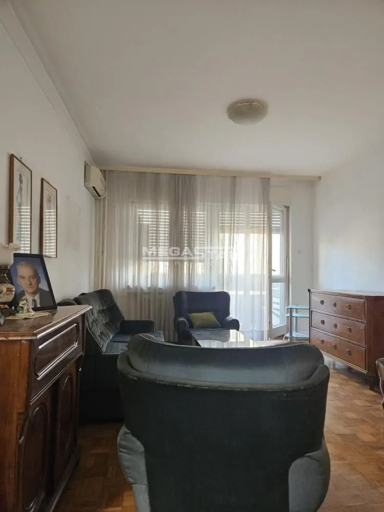 Prodaja, trosoban stan, 78m², Savski Venac, Beograd