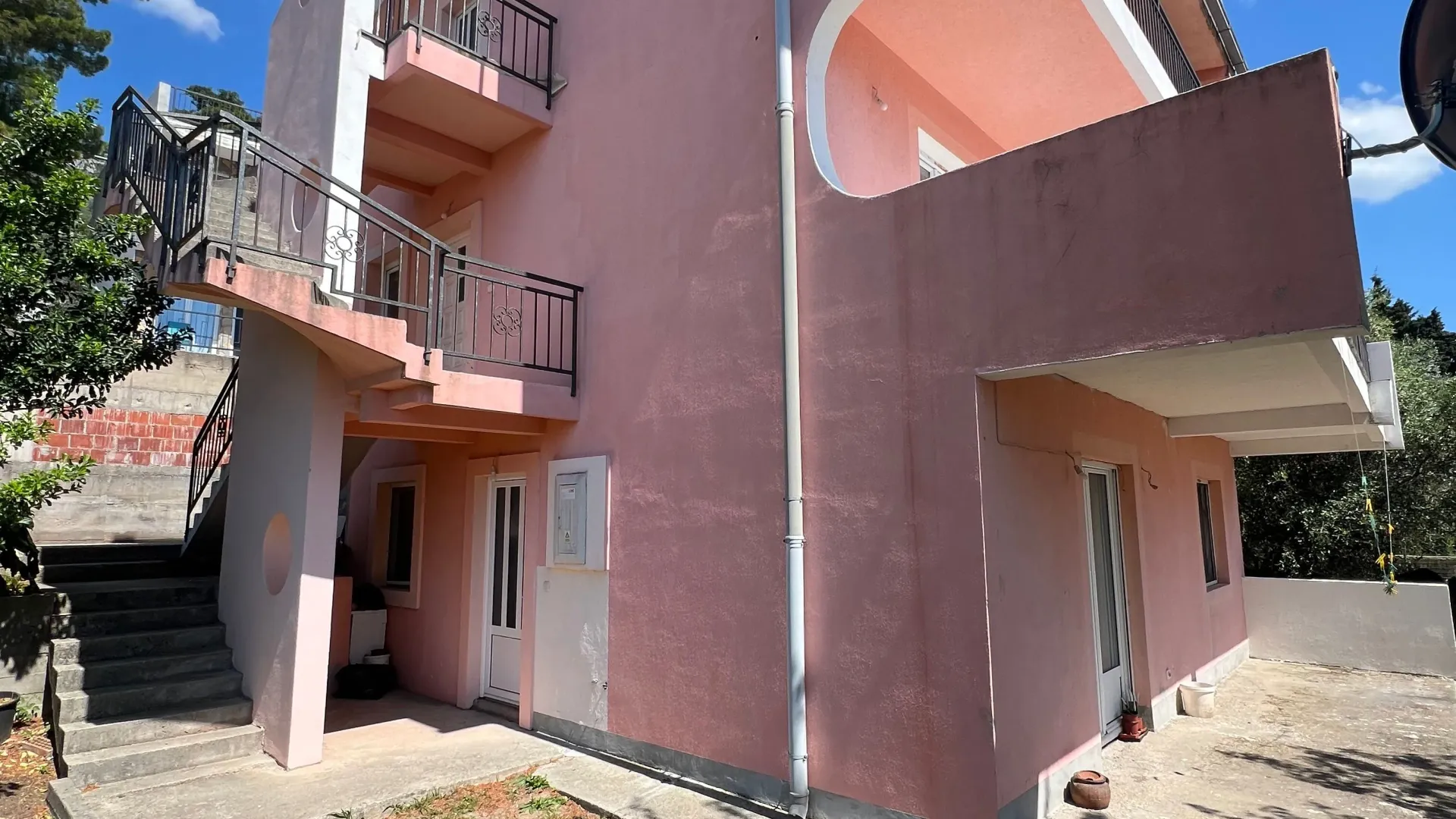 Sale, house, 300m², Zeleni Pojas, Bar