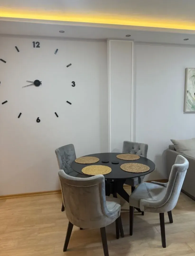 Rent, one bedroom apartment, 43m², Bijeli Do, Budva