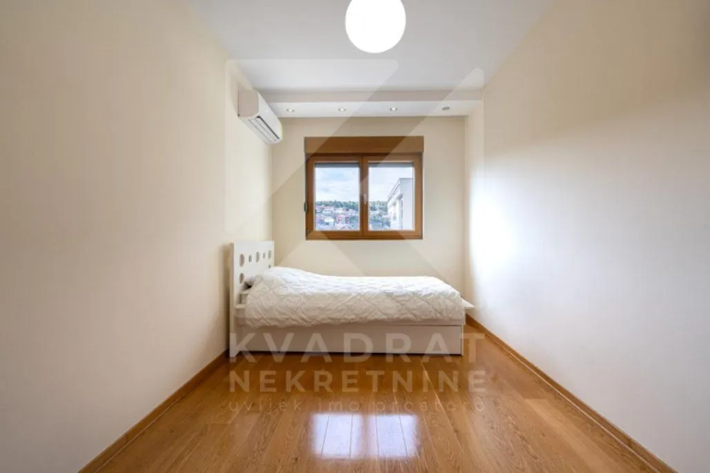 Prodaja, dvosoban stan, 71m², Momišići, Podgorica