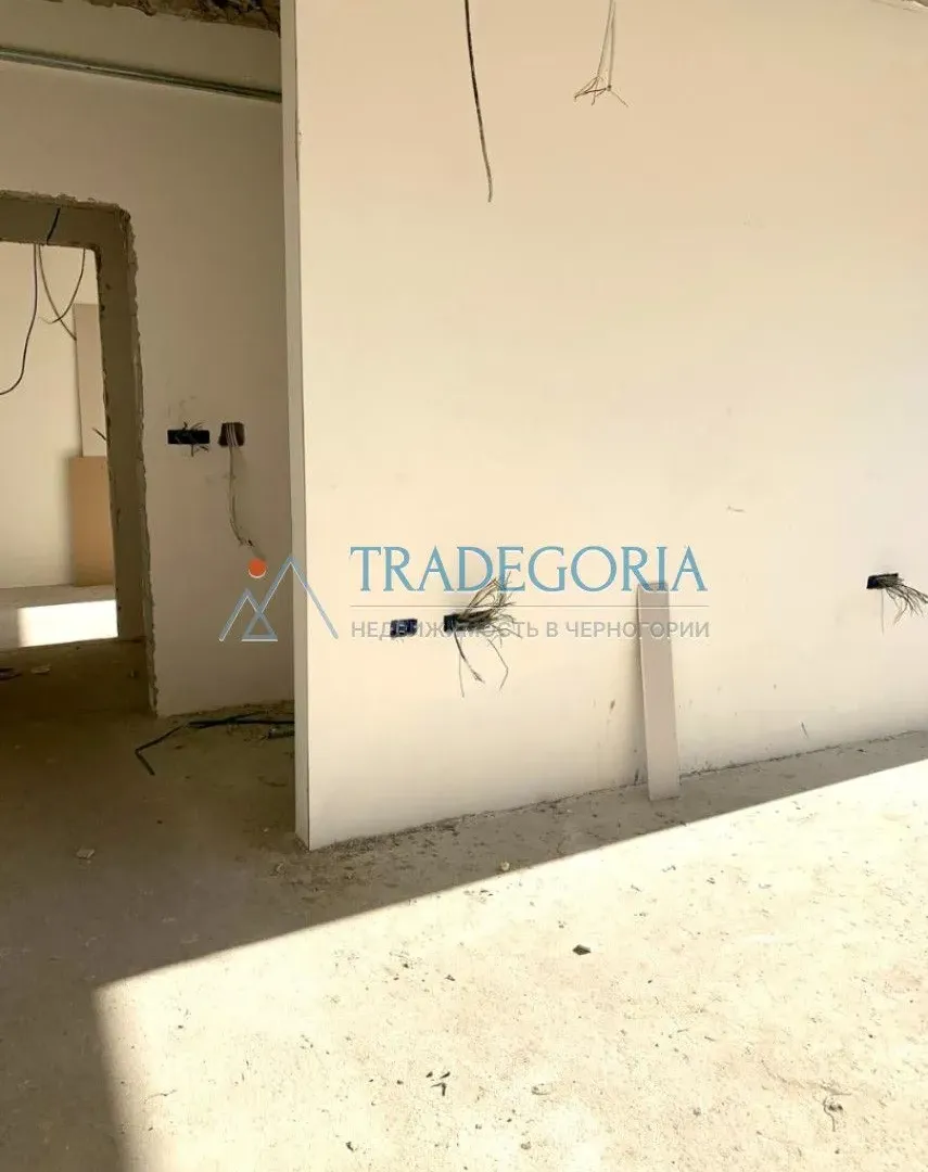 Prodaja, trosoban stan, 237m², Bar, Crna Gora