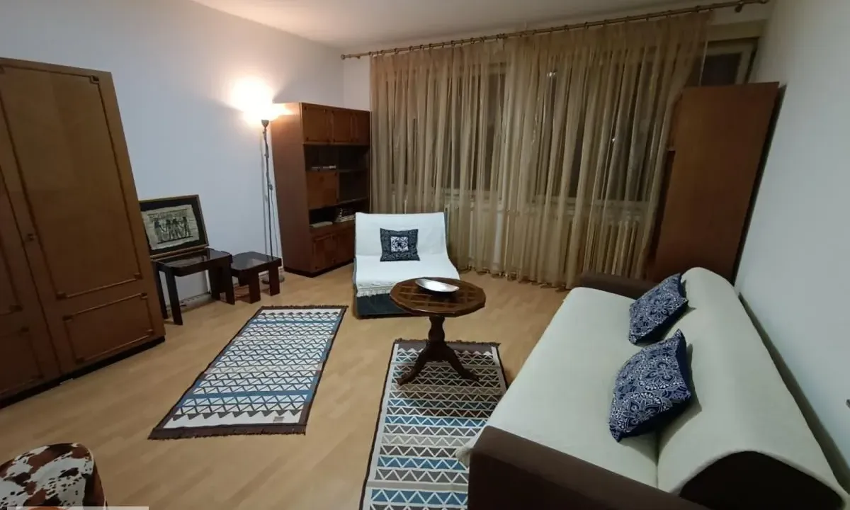 Izdavanje, dvosoban stan, 50m², Kotež 1, Pančevo