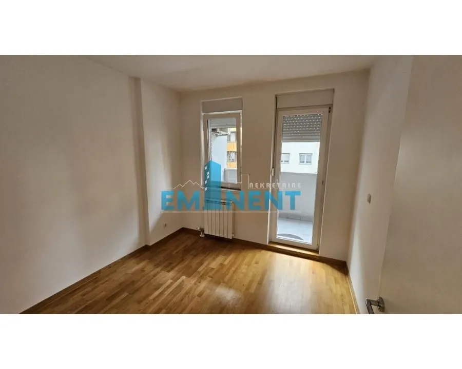 Izdavanje, stan, 57m², Ada, Beograd