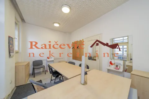 Prodaja, trosoban stan, 92m², Stari Grad, Beograd - image 12