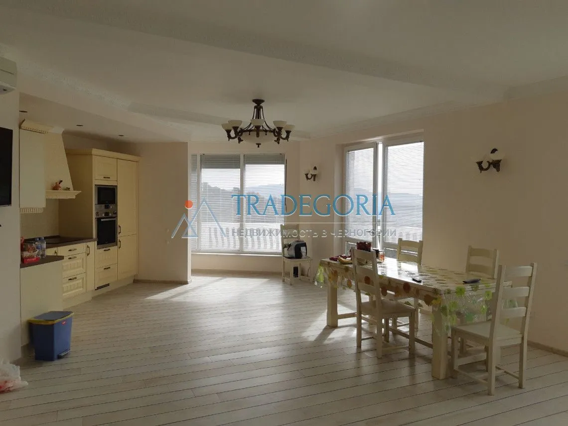 Sale, house, 859m², Dobra Voda, Bar