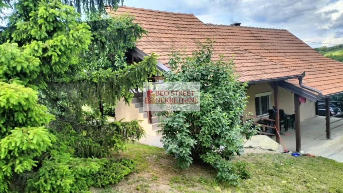 Prodaja, kuća, 148m², Senaja, Mladenovac