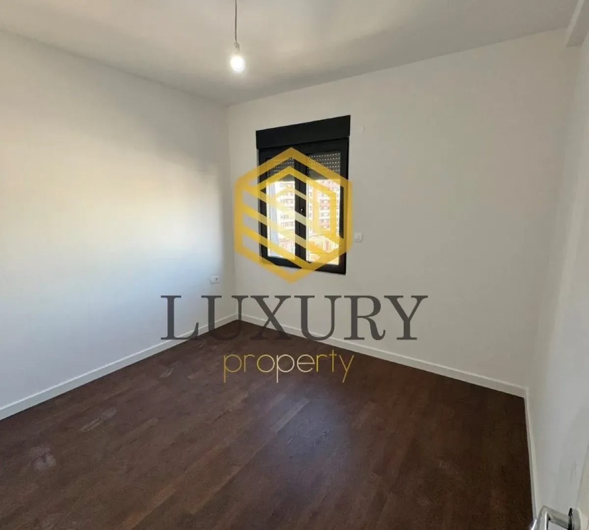 Izdavanje, jednosoban stan, 39m², Krivi Most, Podgorica