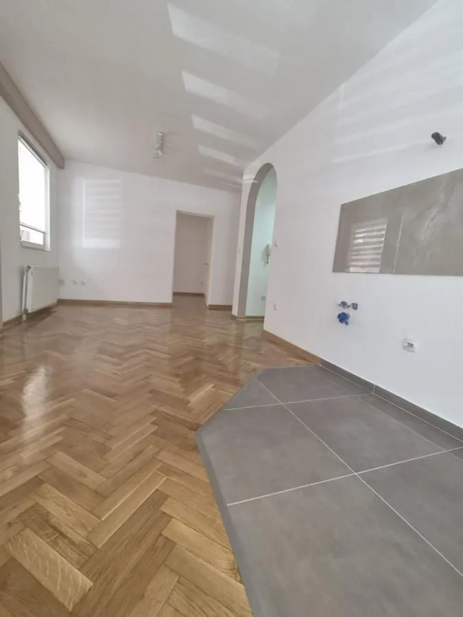 Prodaja, jednosoban stan, 40m², Grbavica, Novi Sad Sve Podlokacije