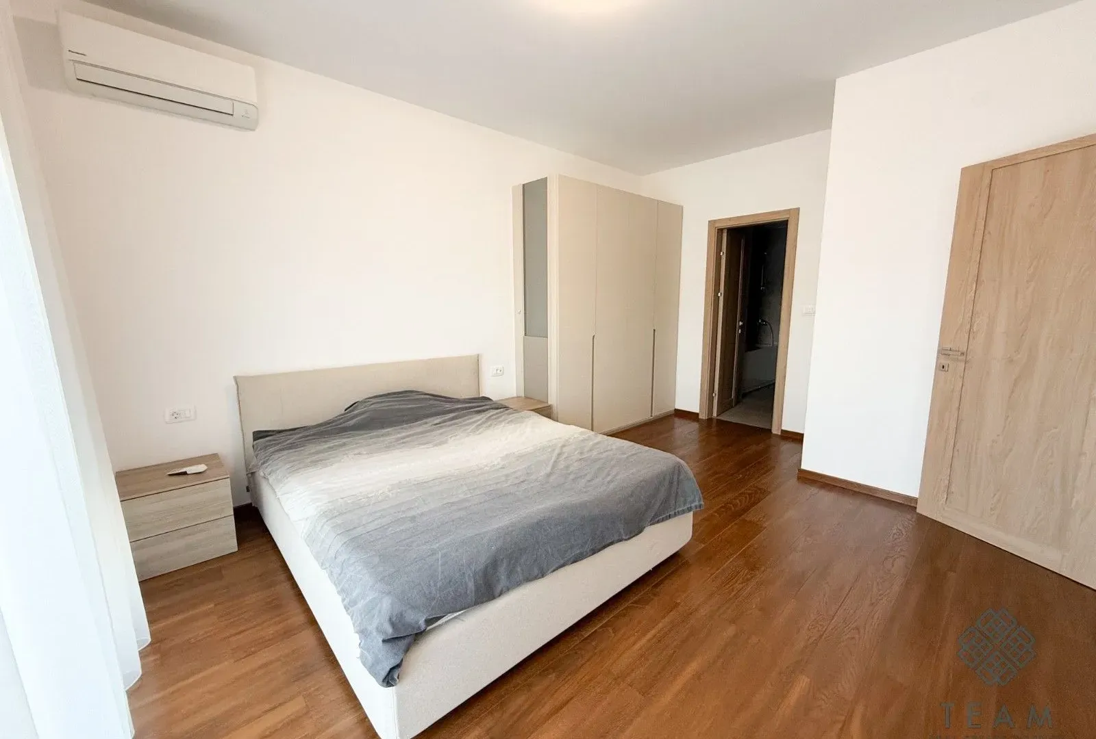 Rent, four bedroom apartment, 125m², Master Kvart, Podgorica