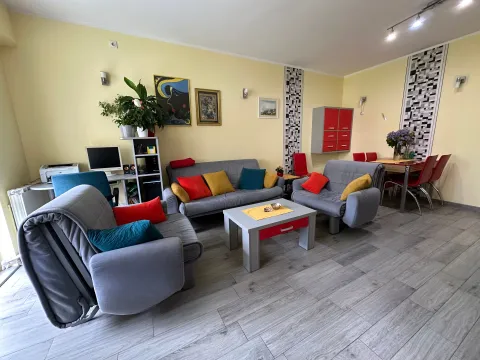 Prodaja, trosoban stan, 65m², Stara varoš, Nikšić - image 2