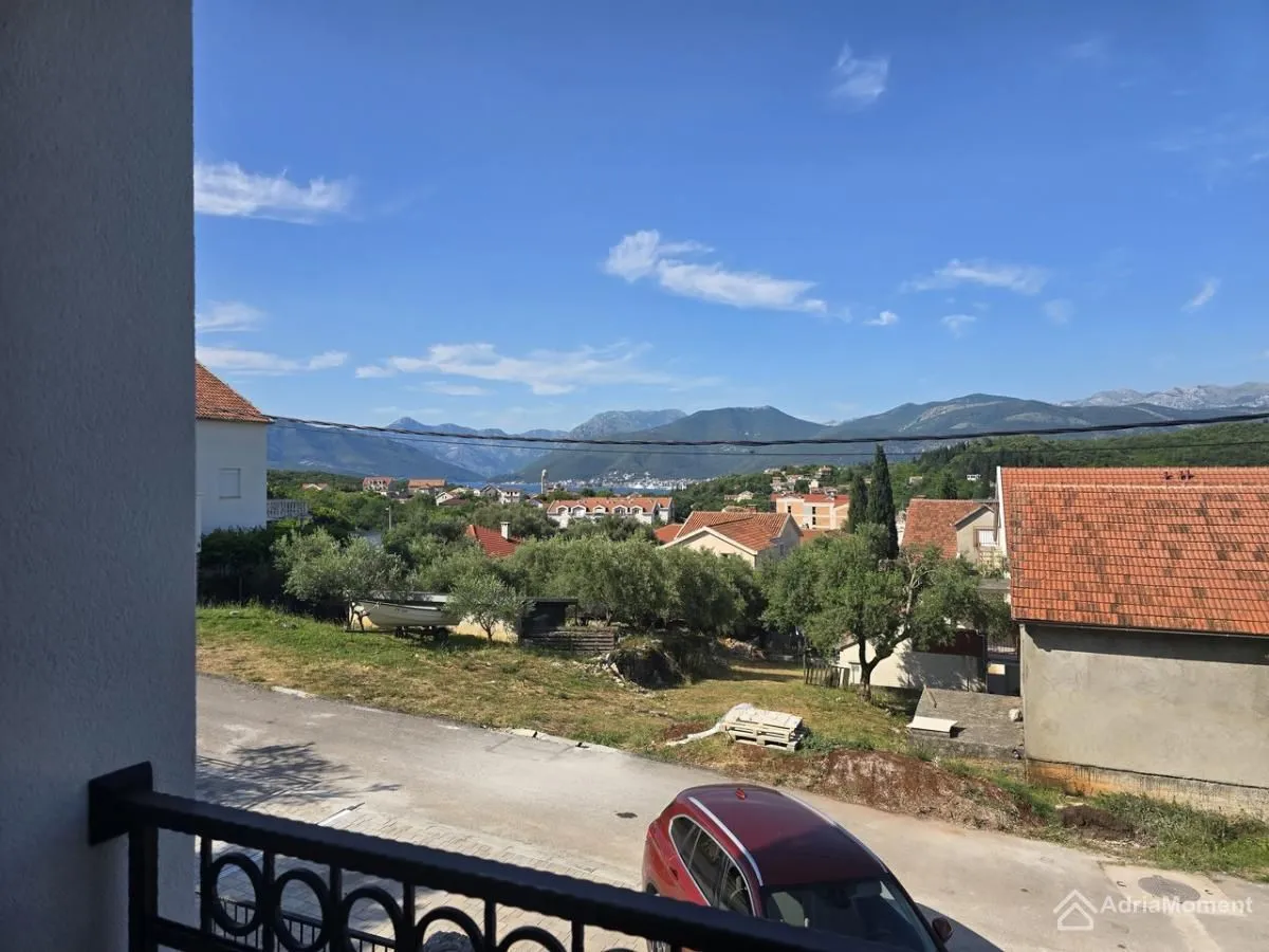 Prodaja, dvosoban stan, 54m², Radovići, Tivat