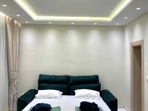 Izdavanje, garsonjera, 30m², Budva, Crna Gora - image 11
