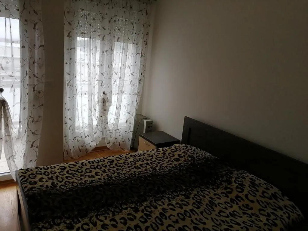 Izdavanje, jednosoban stan, 45m², City Kvart, Podgorica