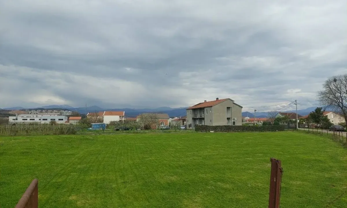 Prodaja, plac, 683m², Donji Kokoti, Podgorica