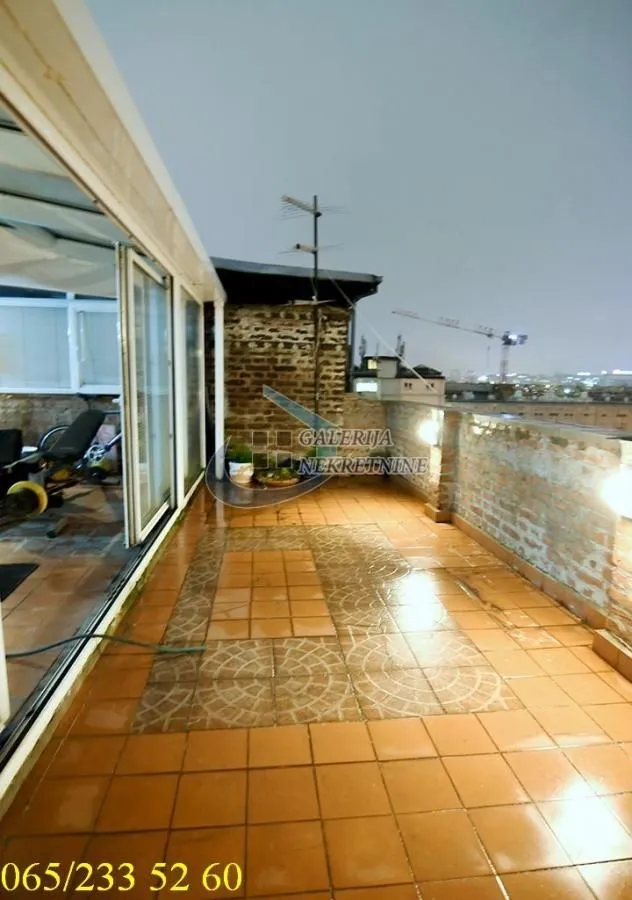 Sale, four bedroom apartment, 202m², Savski Venac, Beograd