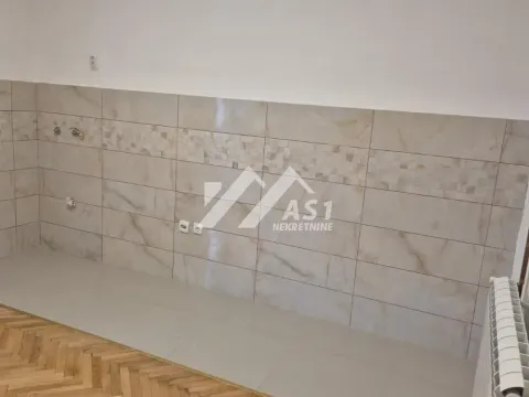 Izdavanje, trosoban stan, 77m², Adamovićevo Naselje, Novi Sad Sve Podlokacije - image 2