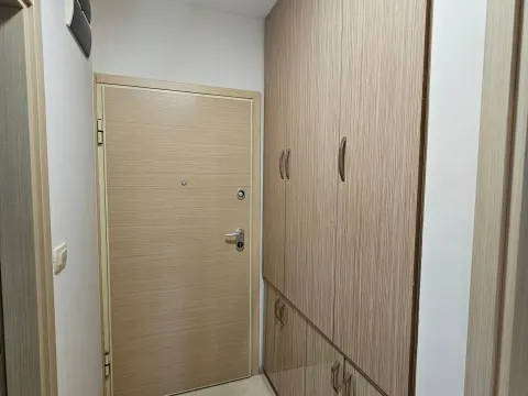 Izdavanje, stan, 50m², City Kvart, Podgorica - image 5