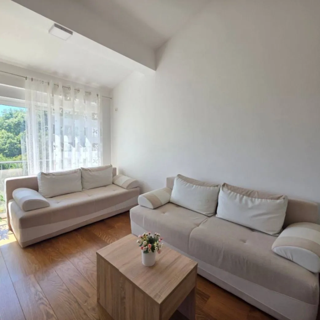 Rent, apartment, 44m², Pržno, Budva