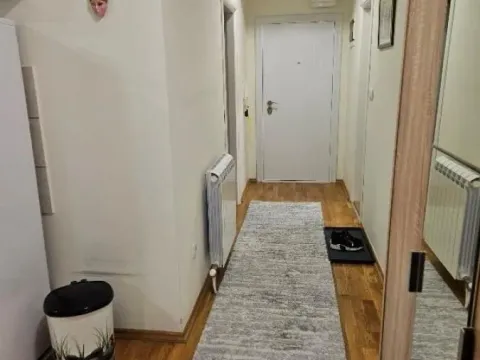 Izdavanje, trosoban stan, 55m², Đeram Pijaca, Beograd - image 16