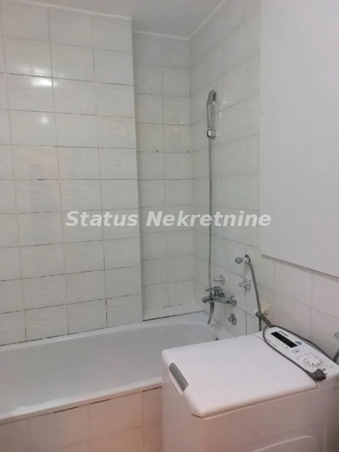 Rent, studio apartment, 33m², Novo naselje, Novi Sad