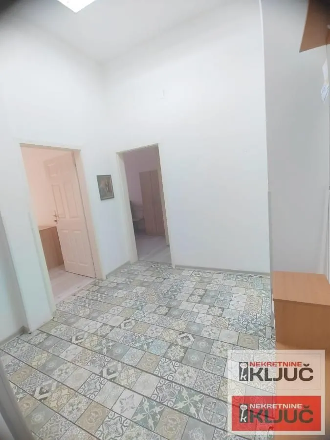 Prodaja, dvosoban stan, 54m², Grbavica, Novi Sad Sve Podlokacije