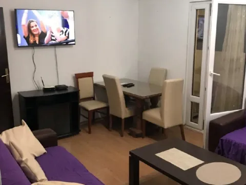 Rent, apartment, 45m², Budva, Crna Gora - image 1