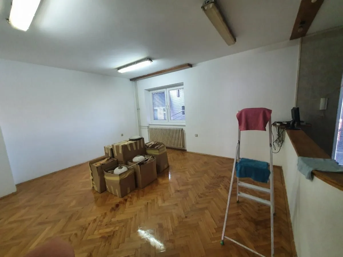 Rent, office space, 362m², Telep, Novi Sad Sve Podlokacije