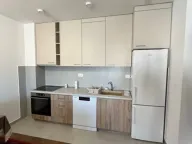 Izdavanje, dvosoban stan, 64m², Stari Aerodrom, Podgorica - image 10