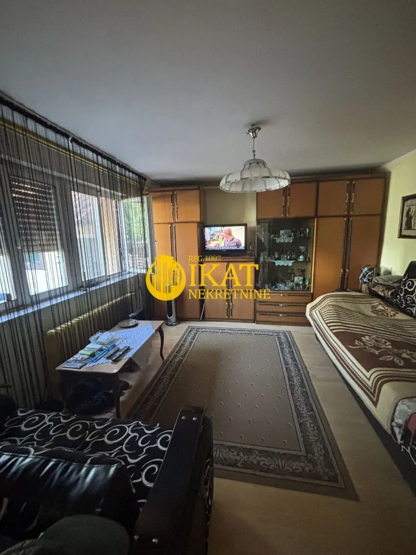 Sale, house, 111m², Batajnica, Beograd