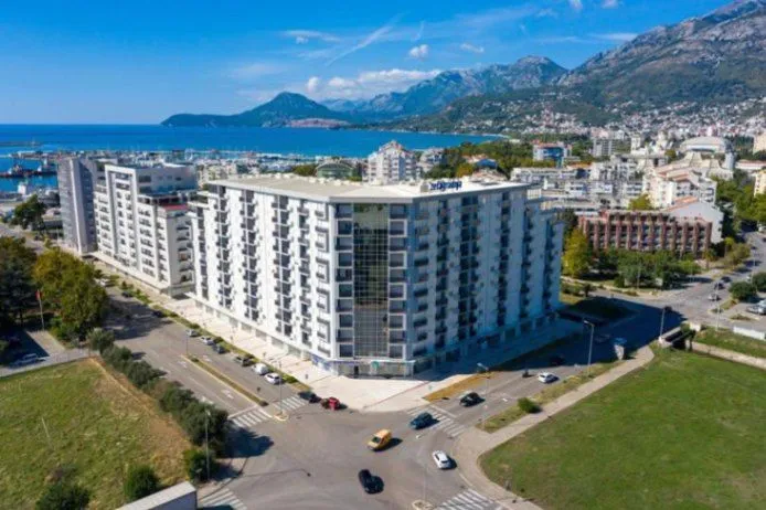 Sale, two bedroom apartment, 47m², Centar, Bar