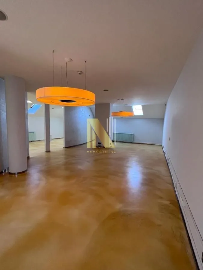 Rent, office space, 360m², Centar, Novi Sad