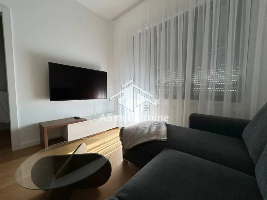 Rent, two bedroom apartment, 45m², Novi Beograd Sve Podlokacije, Beograd