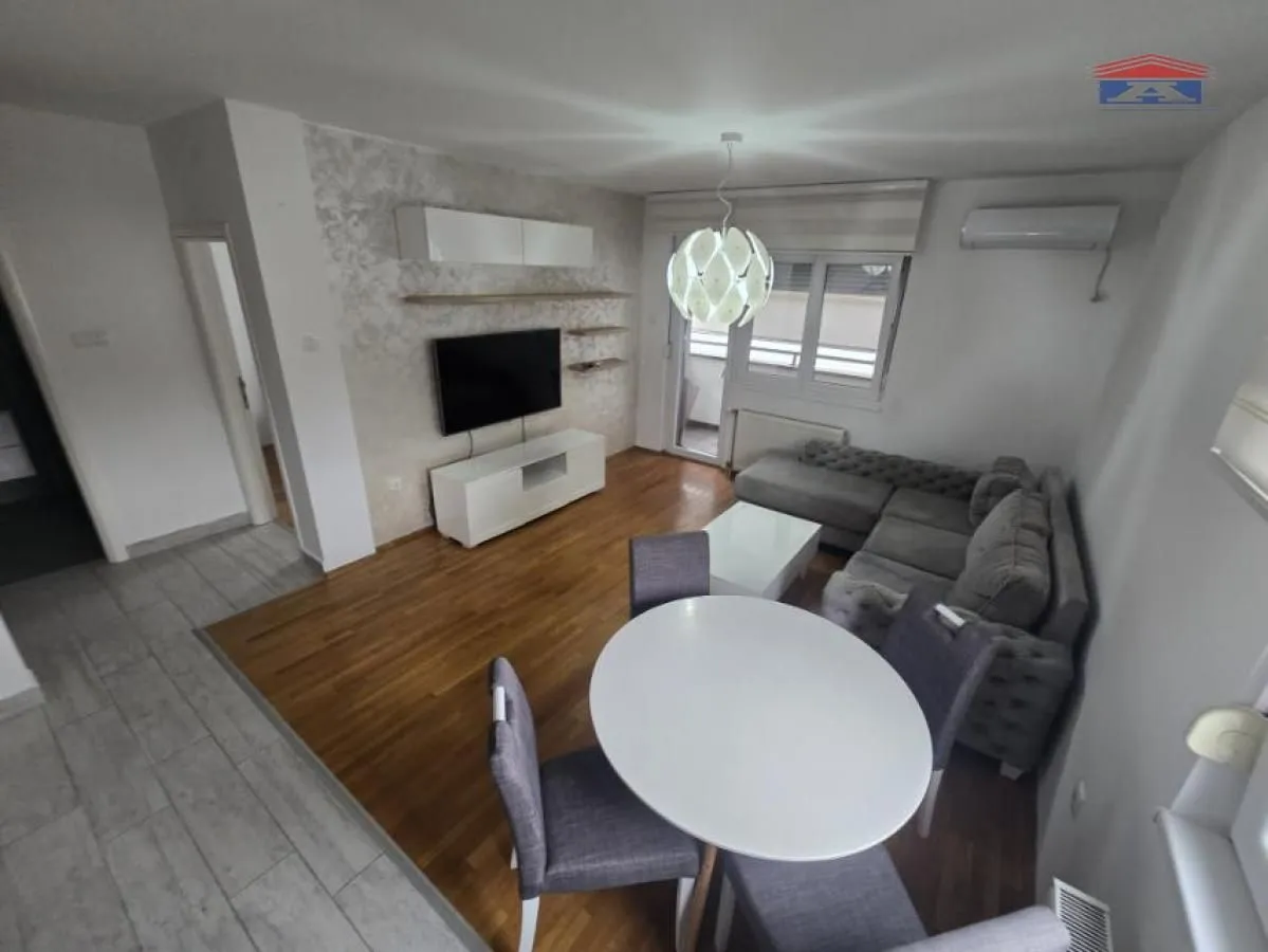 Rent, two bedroom apartment, 60m², Novo naselje, Novi Sad