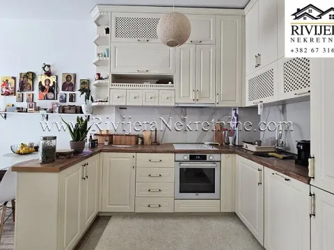 Sale, two bedroom apartment, 62m², Radanovići, Kotor - image 4