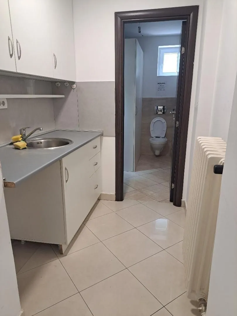Sale, office space, 224m², Stari Grad, Beograd