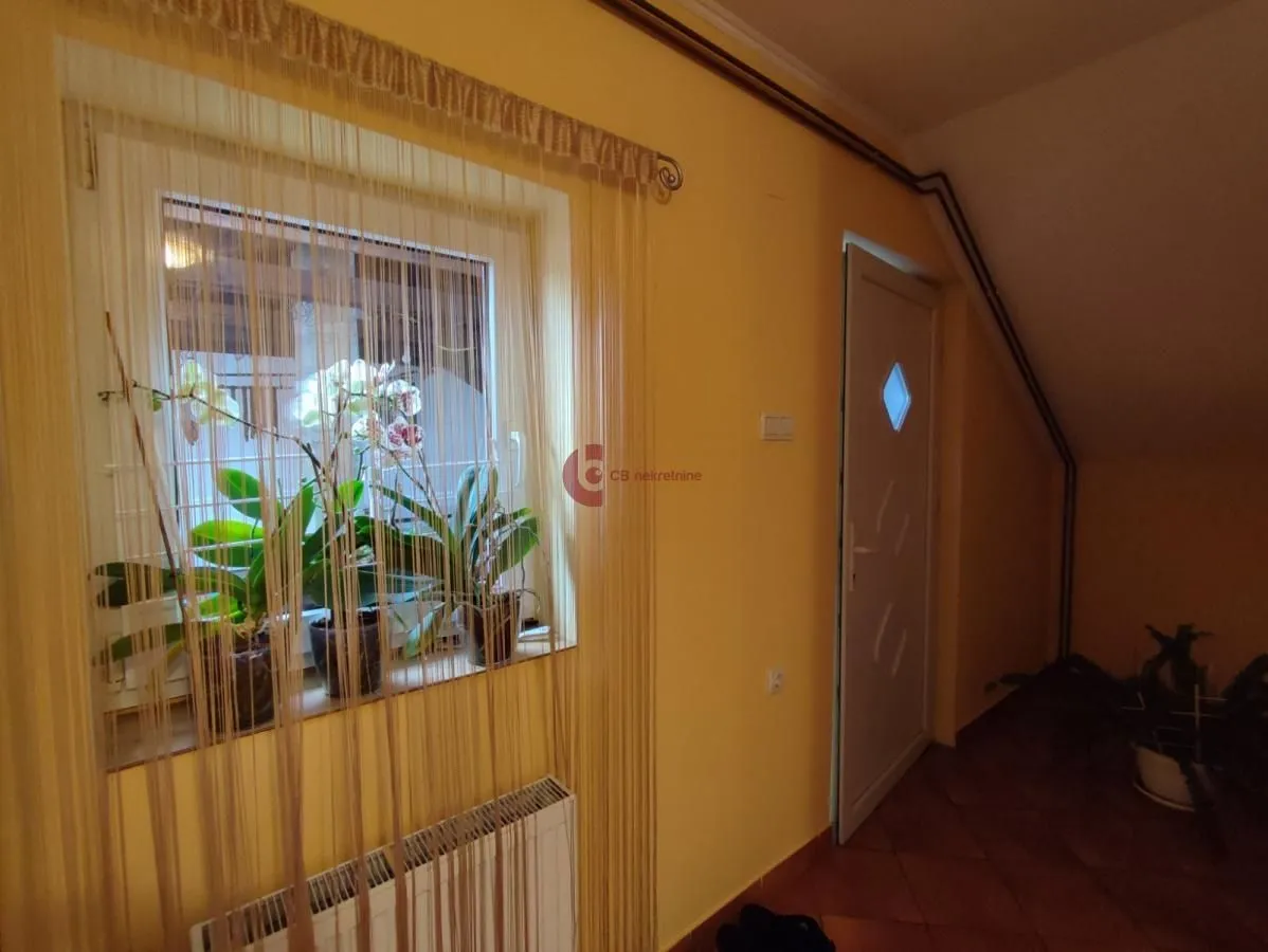 Prodaja, kuća, 224m², Dudova Šuma, Subotica