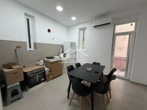 Prodaja, dvosoban stan, 61m², Stari Grad, Beograd - image 3