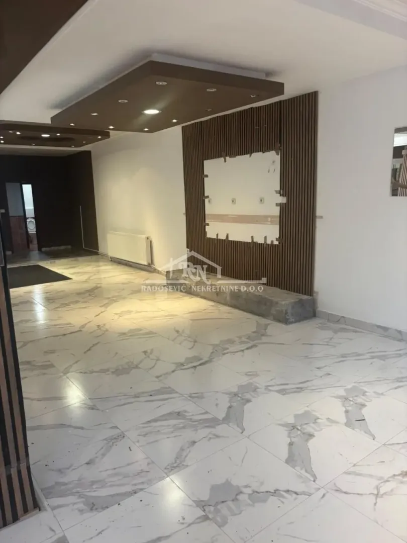 Rent, office space, 180m², Petlovo Brdo, Beograd