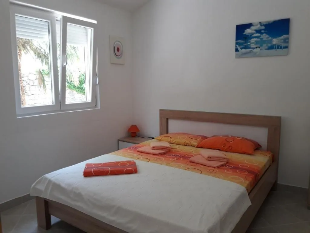 Sale, house, 179m², Petrovac, Budva