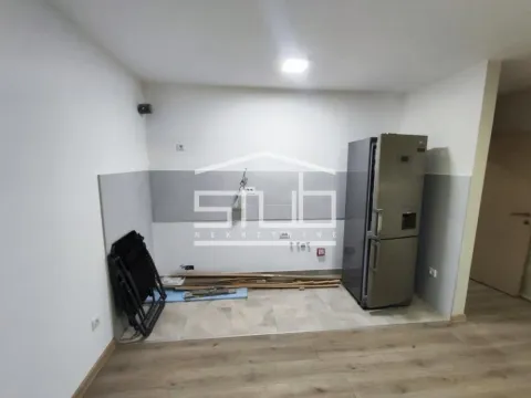 Rent, office space, 660m², Zemun Sve Podlokacije, Beograd - image 10