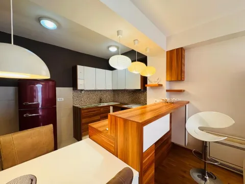 Rent, two bedroom apartment, 90m², City Kvart, Podgorica - image 4