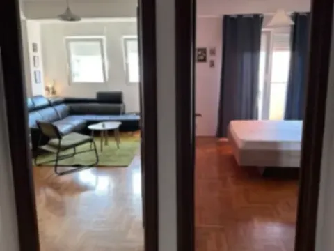 Izdavanje, jednosoban stan, 52m², City Kvart, Podgorica - image 5