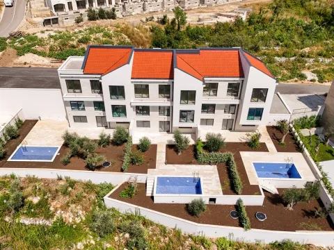 Prodaja, kuća, 195m², Reževići, Budva - image 8