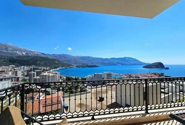 Prodaja, dvosoban stan, 73m², Vidikovac, Budva