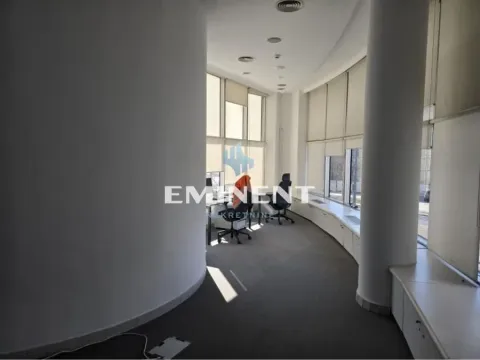 Rent, office space, 200m², Savski Venac, Beograd - image 10